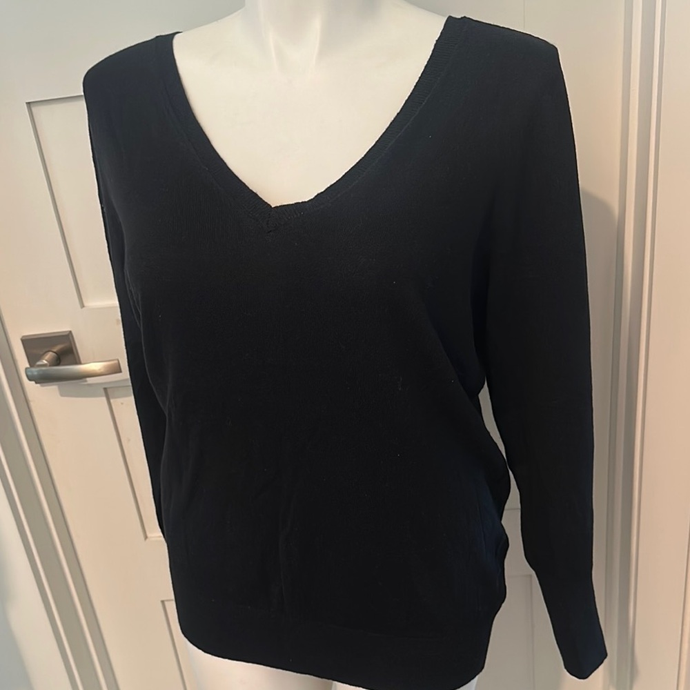 Lane Bryant Black V-Neck Sweater Size 14/16